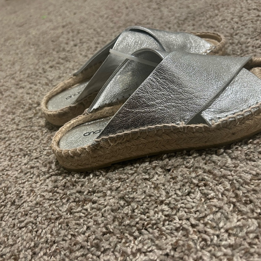 Andre Assous Silver Sandals Metallic Slip-On